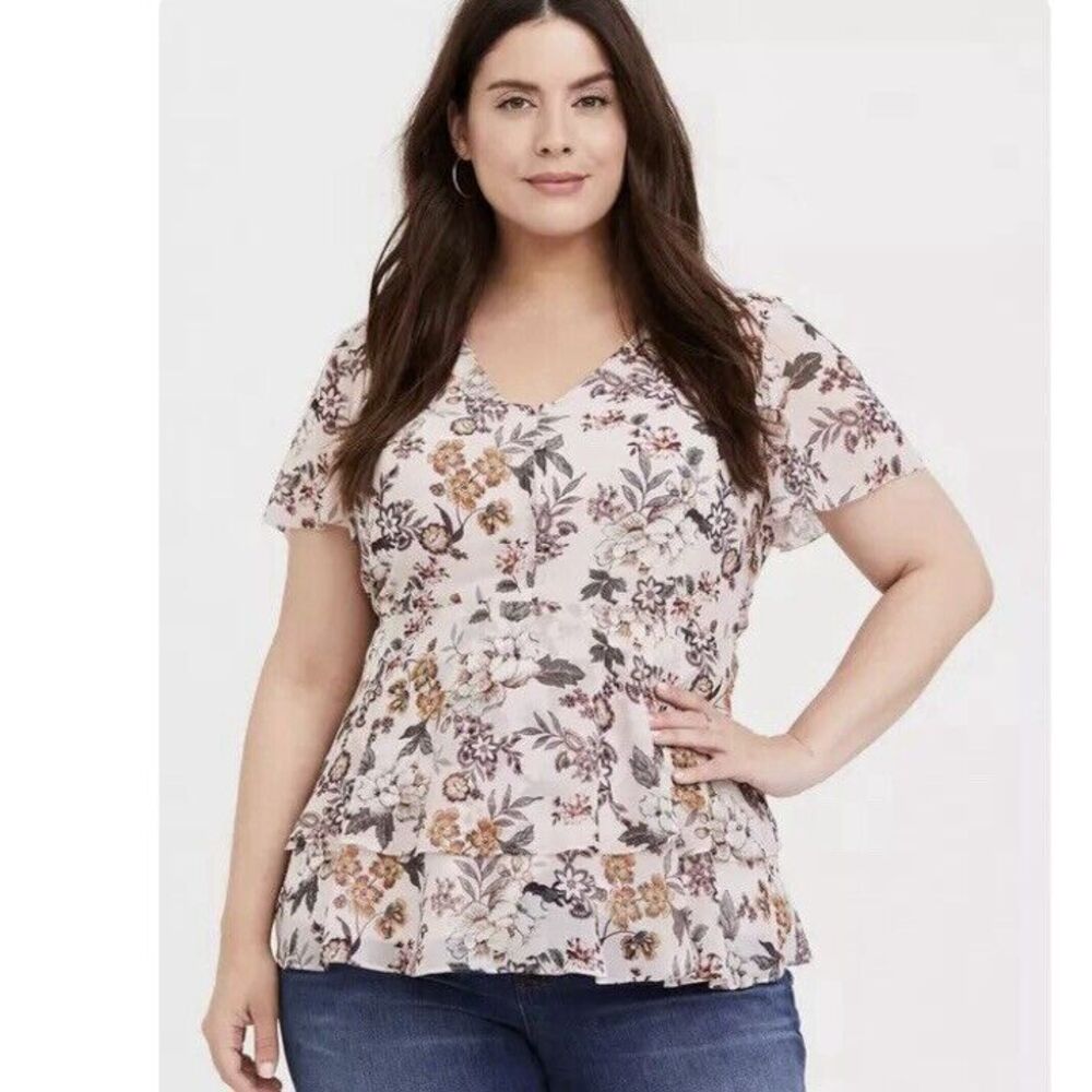 Torrid Blush Pink Floral Chiffon Tiered V Neck Babydoll Top Size‎ 3X